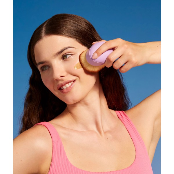 Щётка для нанесения автозагара Shape and Glow Blending Brush