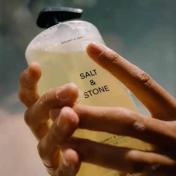 Salt & Stone Body Wash Bergamot & Hinoki Антиоксидантний гель для душу з ароматом бергамоту та хінокі
