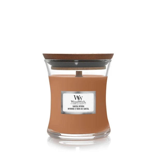 Ароматическая свеча с нотами красного дерева, свежего эвкалипта и амбры Woodwick Santal Myrrh