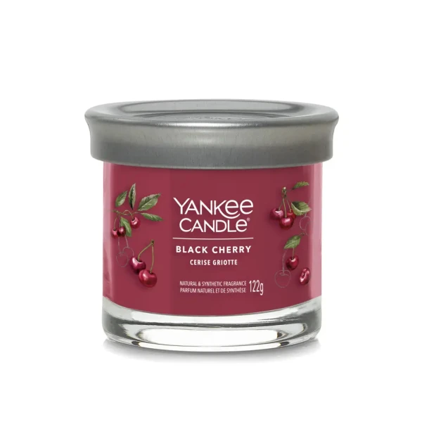 Ароматична свічка Black Cherry Yankee Candle